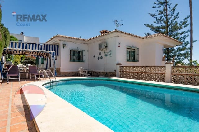 4 soveværelse Villa til salg i Chilches, Vélez-Málaga med swimmingpool - € 595.000 (Ref: 9780714)