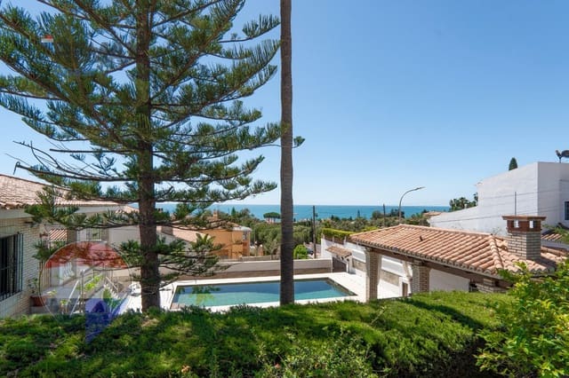 4 soveværelse Villa til salg i Chilches, Vélez-Málaga med swimmingpool - € 595.000 (Ref: 9780714)