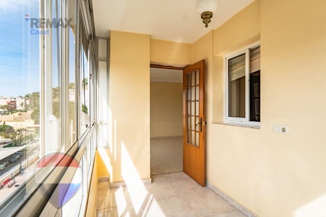 4 sypialnia Mieszkanie na sprzedaż w Puerto de la Torre, Miasto Málaga z basenem - 350 000 € (Ref: 9794815)