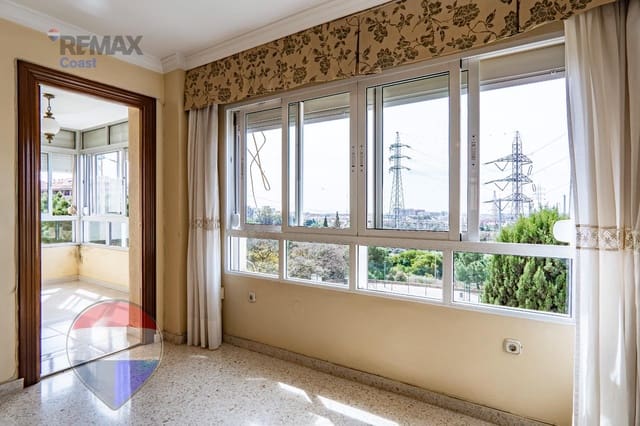 4 sypialnia Mieszkanie na sprzedaż w Puerto de la Torre, Miasto Málaga z basenem - 350 000 € (Ref: 9794815)
