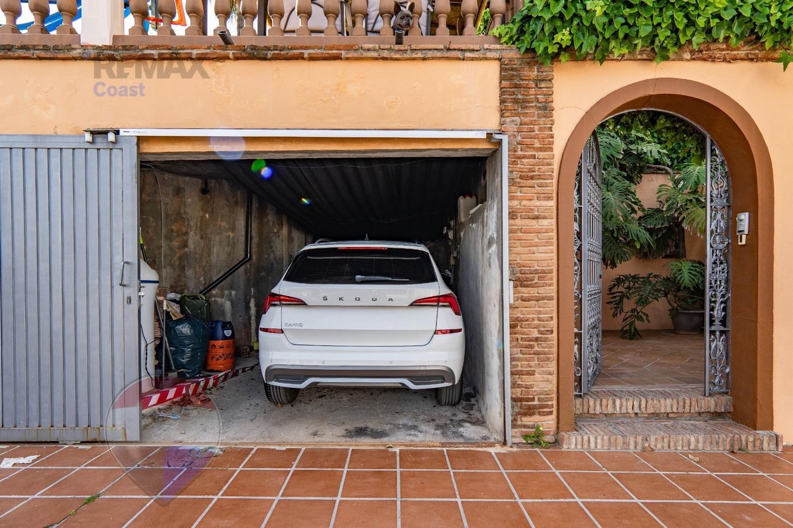 4 makuuhuone Huvila myytävänä paikassa Alhaurin de la Torre mukana uima-altaan 
autotalli - 849 000 € (Ref: 9808121)