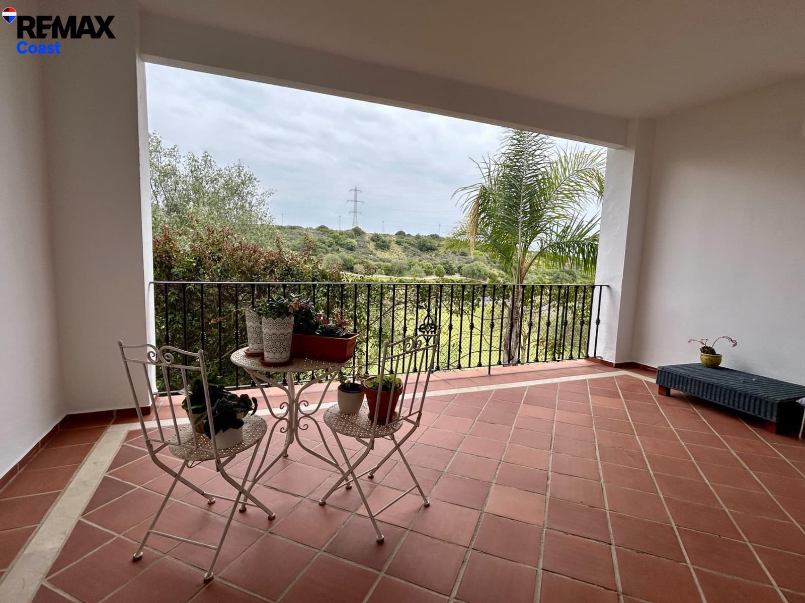 Adosado de 3 habitaciones en Estepona en alquiler con piscina garaje - 1.800 € (Ref: 9808123)