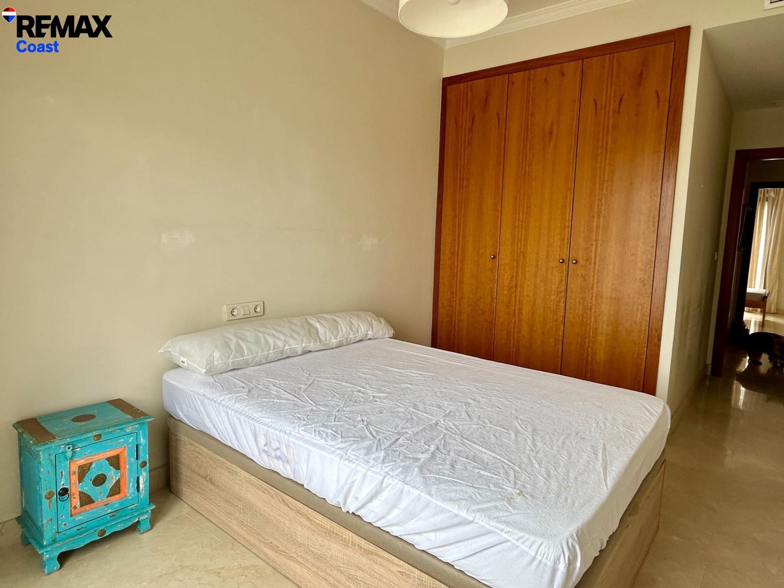 Adosado de 3 habitaciones en Estepona en alquiler con piscina garaje - 1.800 € (Ref: 9808123)