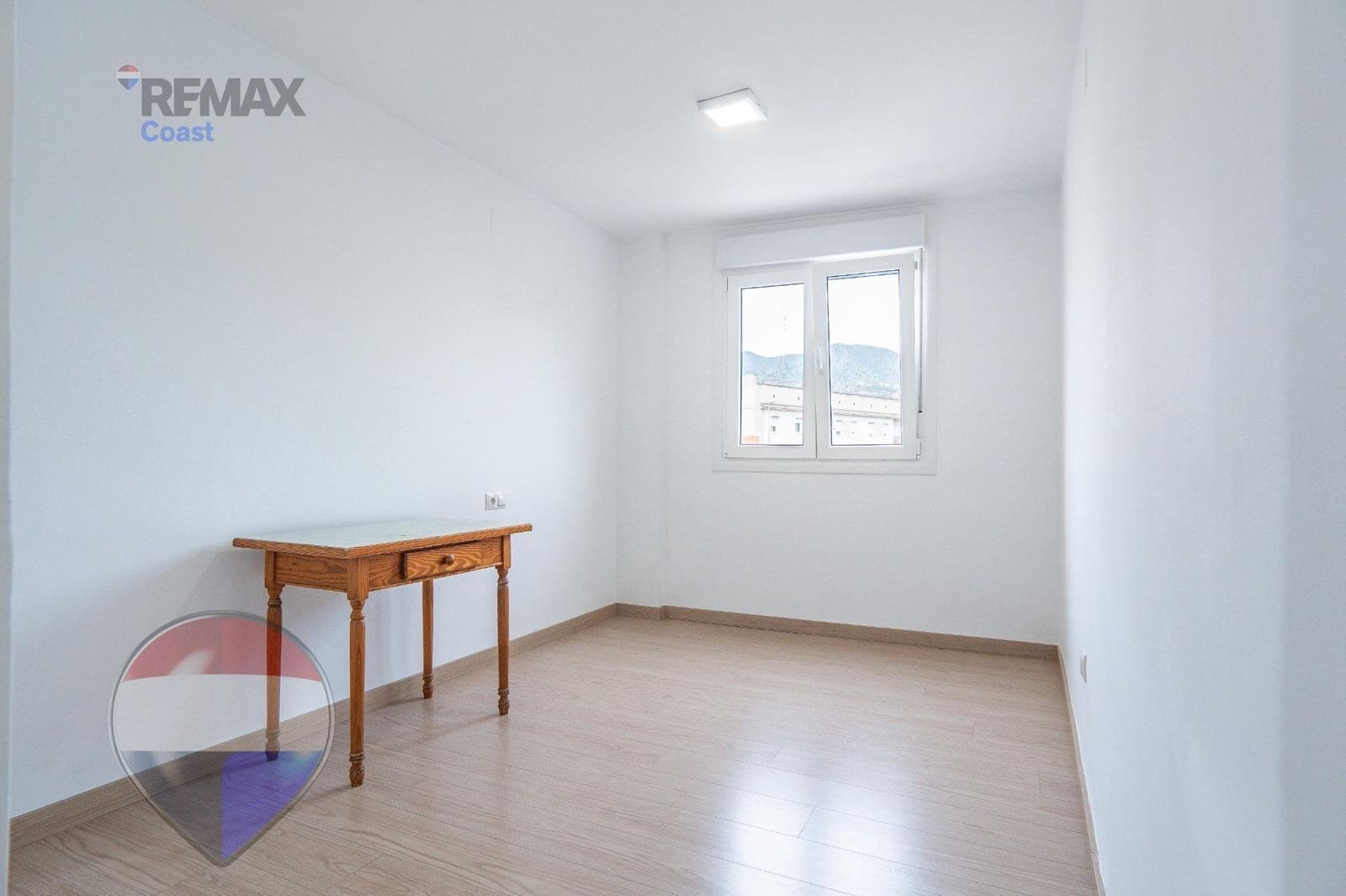 2 slaapkamer Flat te koop in Malaga stad met zwembad - € 240.000 (Ref: 9812268)