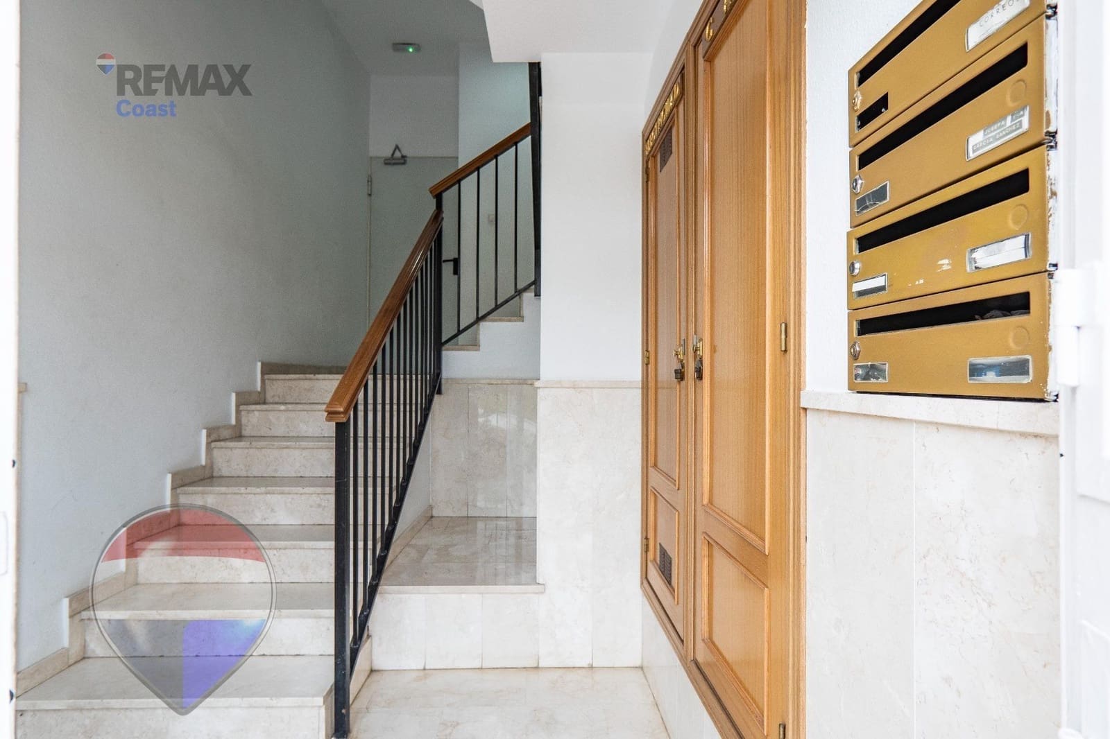2 slaapkamer Flat te koop in Malaga stad met zwembad - € 240.000 (Ref: 9812268)
