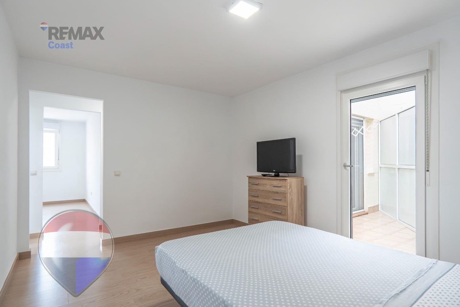 2 slaapkamer Flat te koop in Malaga stad met zwembad - € 240.000 (Ref: 9812268)