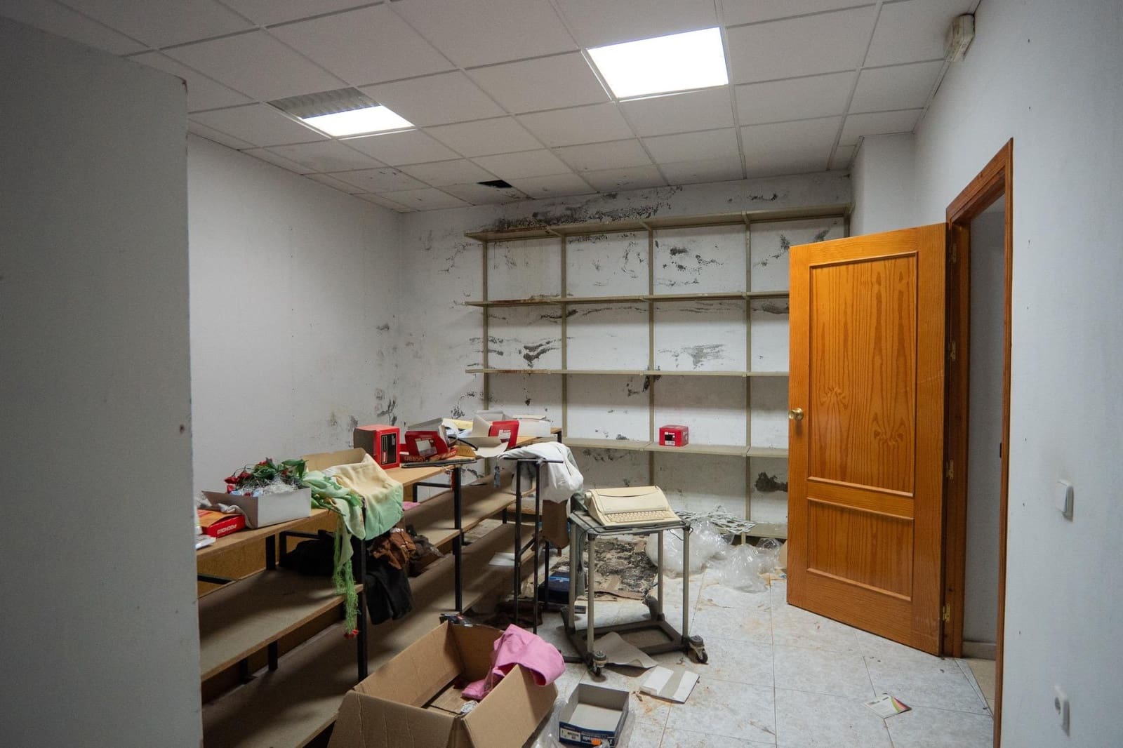 2 soveværelse Erhverv til salg i Olvera med garage - € 350.000 (Ref: 9812269)