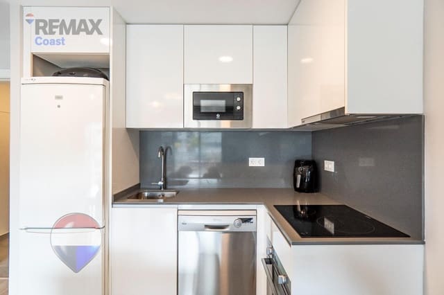 3 quarto Apartamento para arrendar em Valle Niza, Vélez-Málaga com piscina garagem - 1 200 € (Ref: 9831665)