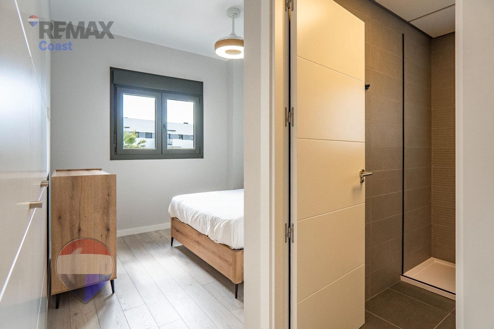 3 quarto Apartamento para arrendar em Valle Niza com piscina garagem - 1 200 € (Ref: 9831665)