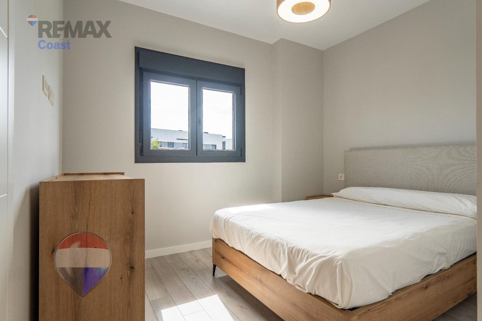 3 quarto Apartamento para arrendar em Valle Niza com piscina garagem - 1 200 € (Ref: 9831665)