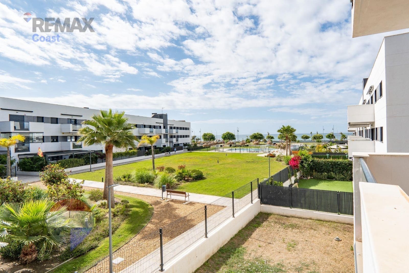 3 quarto Apartamento para arrendar em Valle Niza com piscina garagem - 1 200 € (Ref: 9831665)