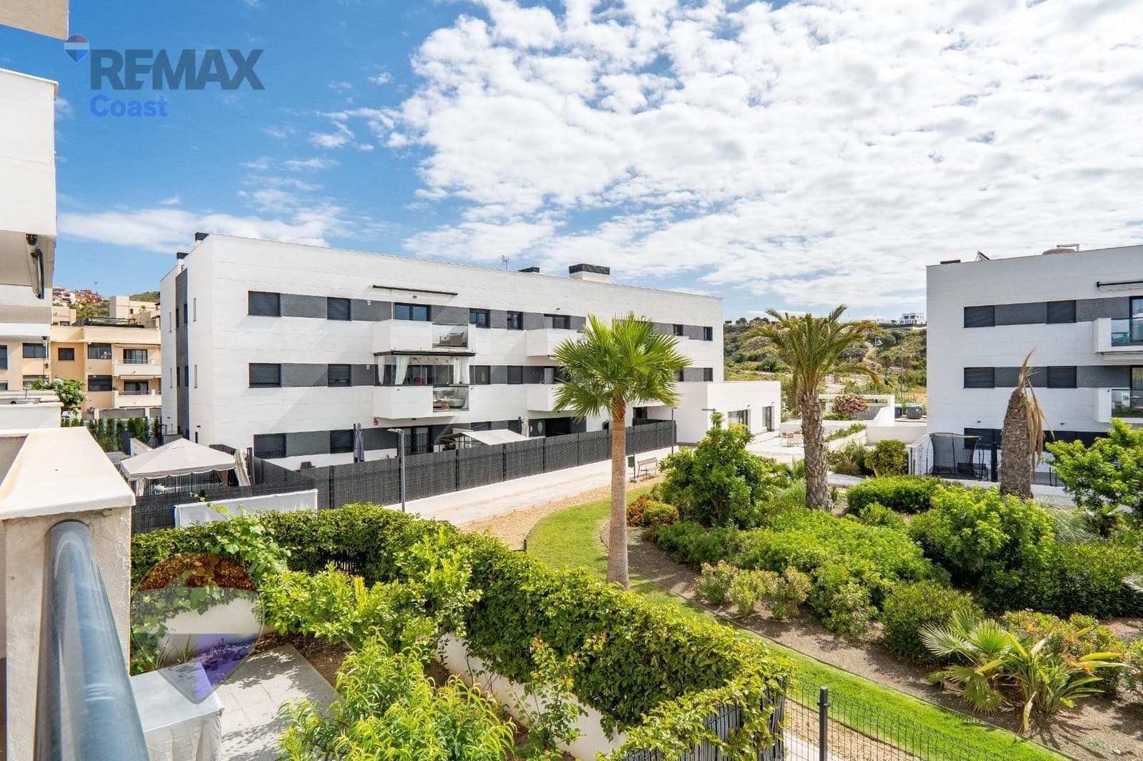 3 quarto Apartamento para arrendar em Valle Niza com piscina garagem - 1 200 € (Ref: 9831665)