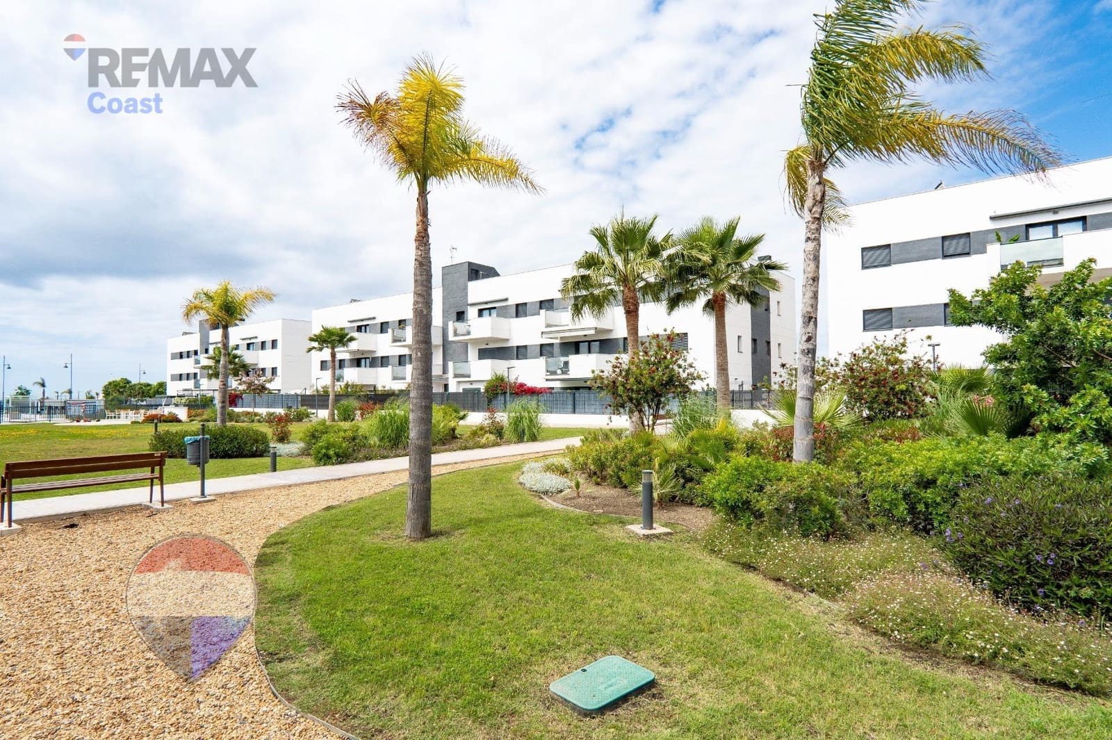 3 quarto Apartamento para arrendar em Valle Niza com piscina garagem - 1 200 € (Ref: 9831665)
