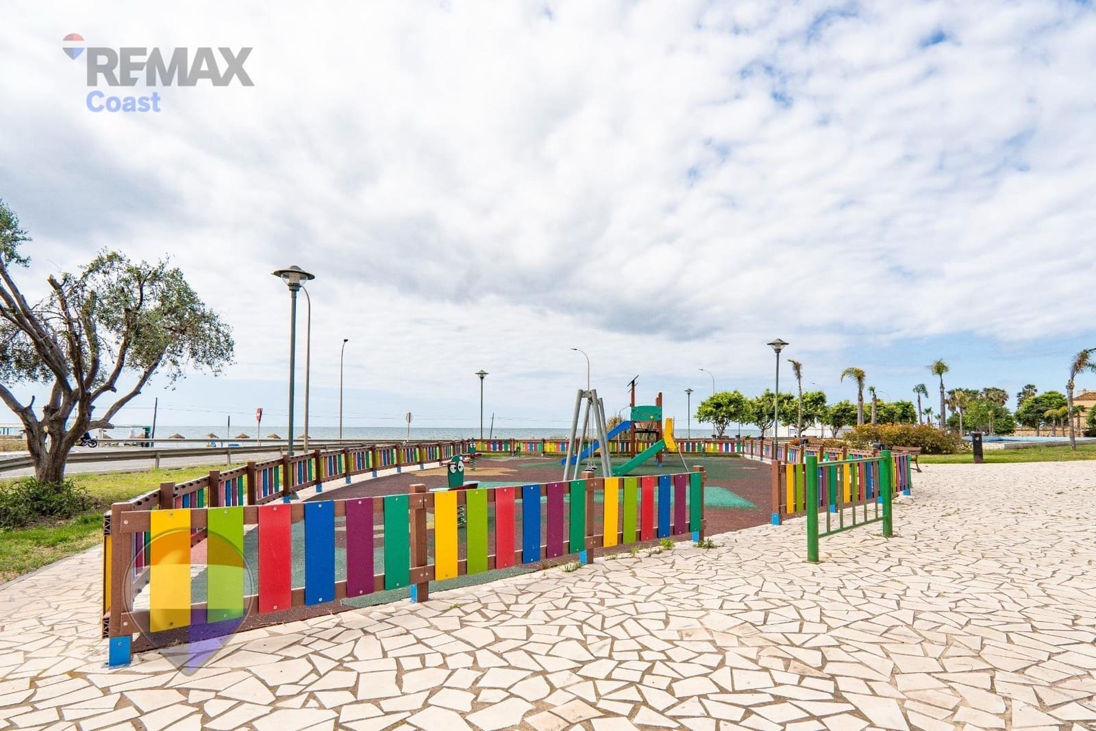 3 quarto Apartamento para arrendar em Valle Niza com piscina garagem - 1 200 € (Ref: 9831665)