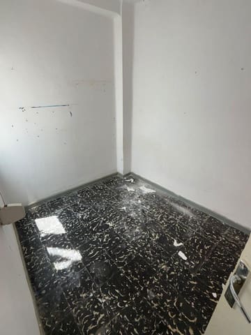 4 soverom Leilighet til salgs i Capuchinos, Málaga by - € 299 000 (Ref: 9846564)