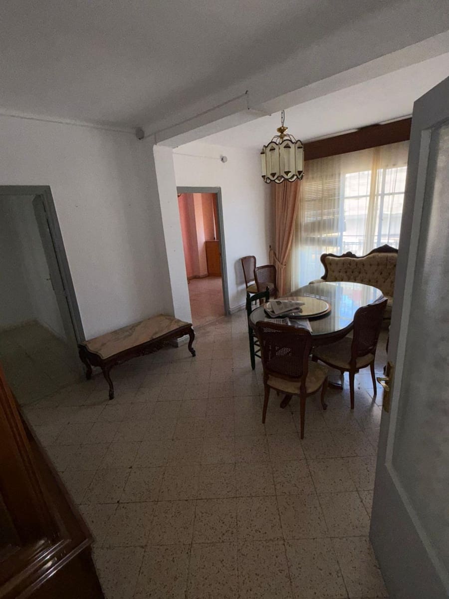 4 soverom Leilighet til salgs i Malaga by - € 299 000 (Ref: 9846564)