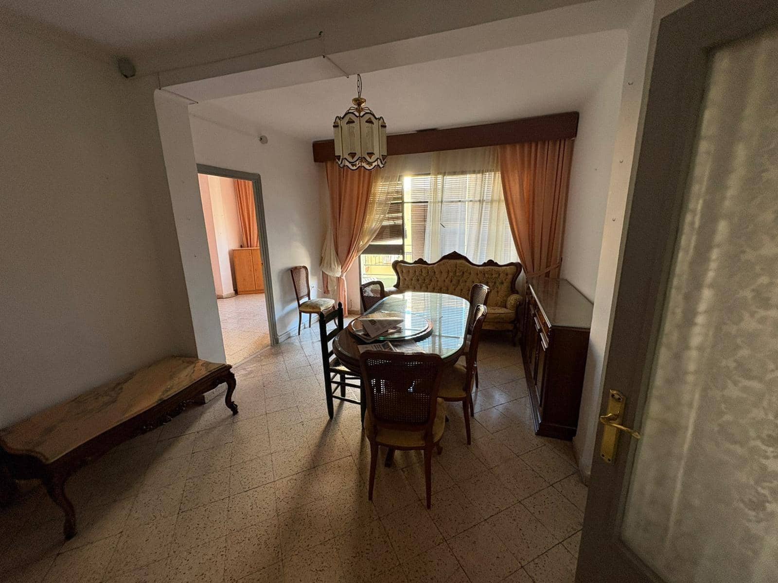 4 soverom Leilighet til salgs i Malaga by - € 299 000 (Ref: 9846564)