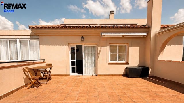 2 bedroom Penthouse for sale in Centro, Estepona with pool garage - € 430,000 (Ref: 9849531)