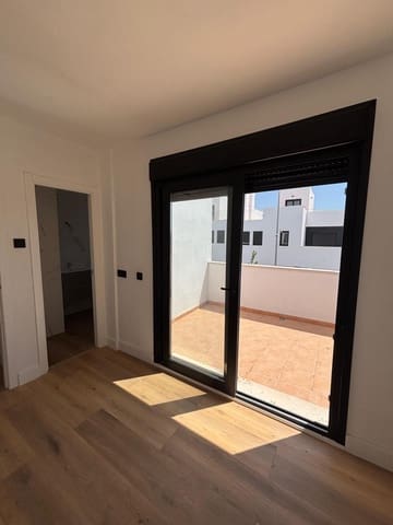 3 Zimmer Reihenhaus zu vermieten in Cártama mit Pool Garage - 1.600 € (Ref: 9860245)