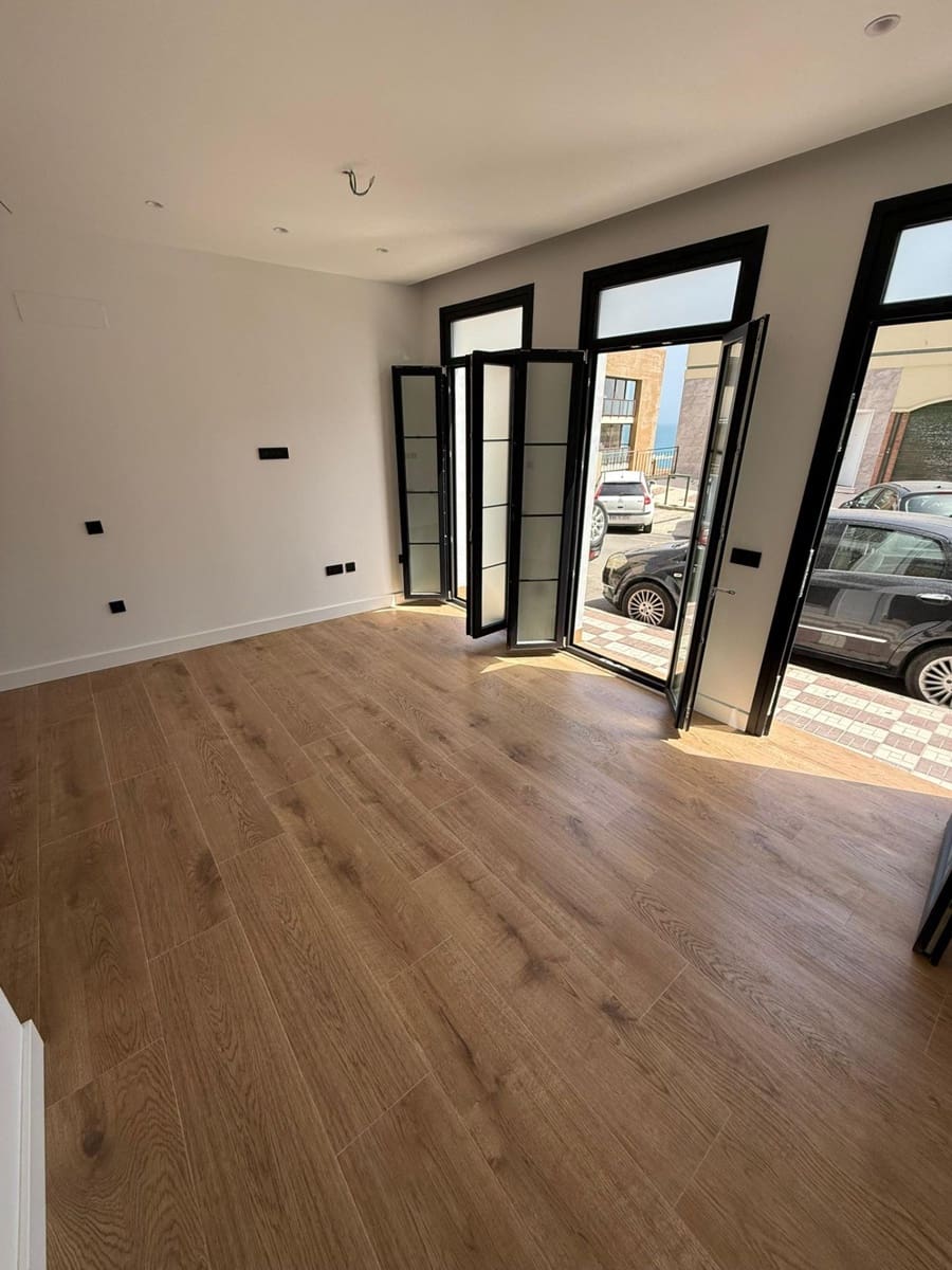 Studio till salu i Torremolinos - 190 000 € (Ref: 9860246)