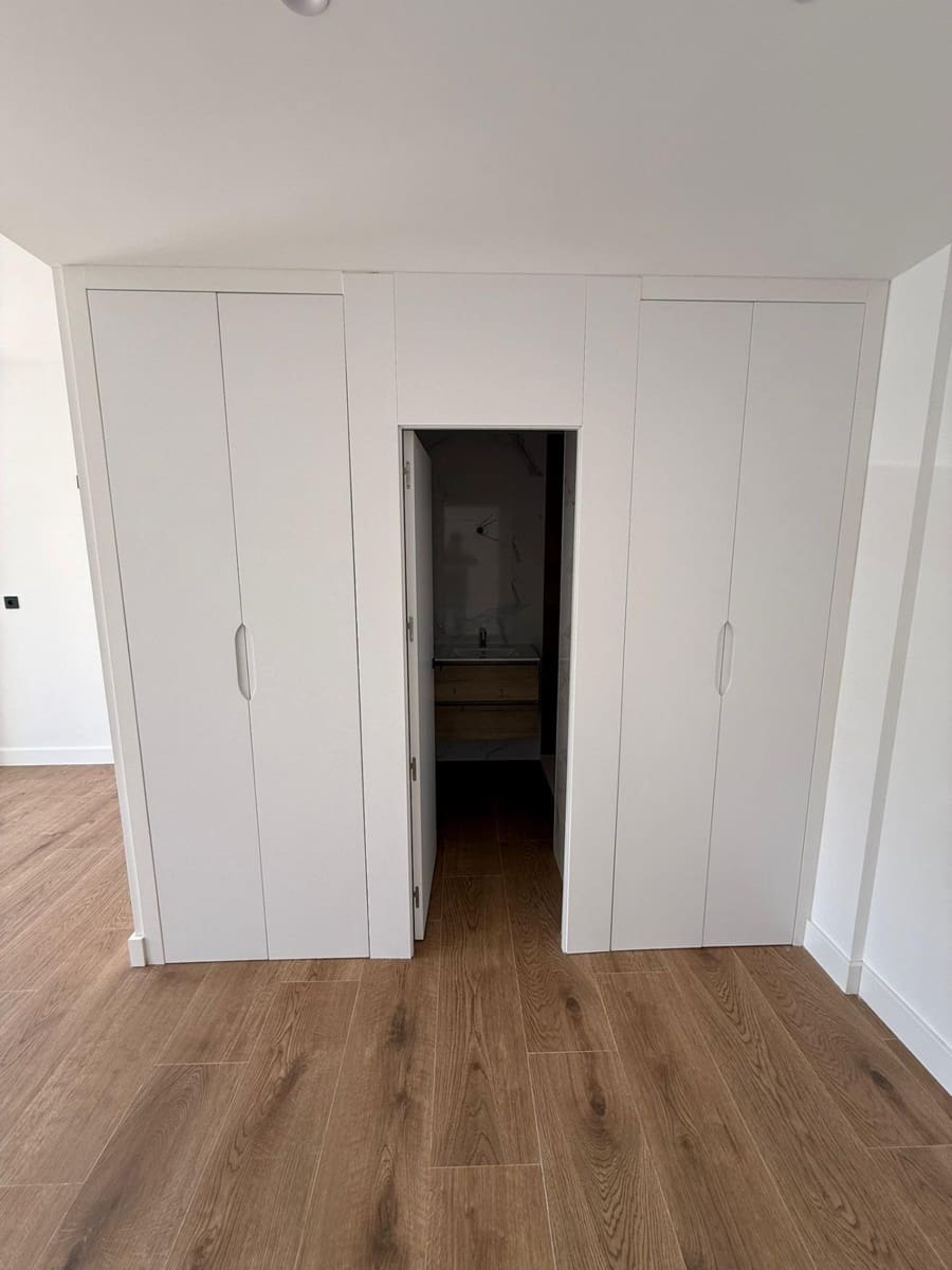 Studio till salu i Torremolinos - 190 000 € (Ref: 9860246)