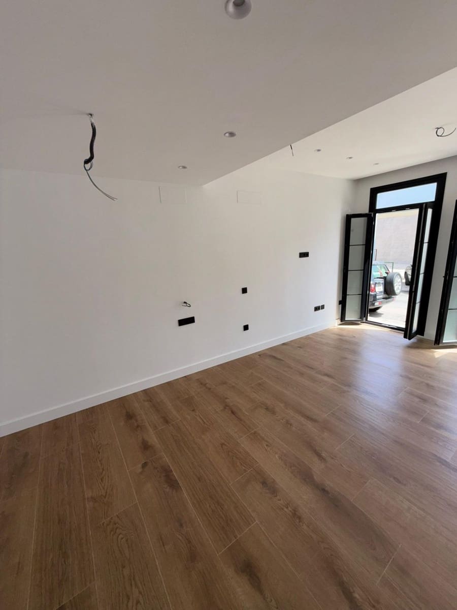 Studio till salu i Torremolinos - 190 000 € (Ref: 9860246)
