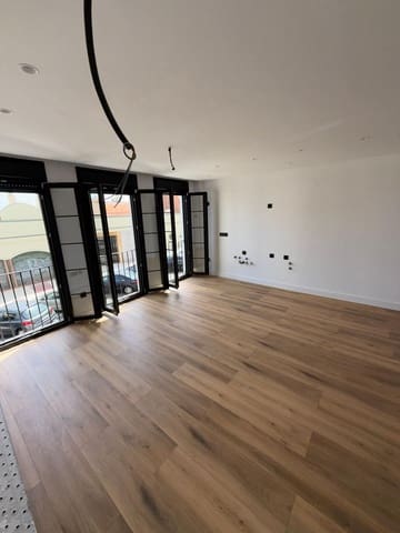 Studio till salu i Torremolinos - 199 000 € (Ref: 9865345)