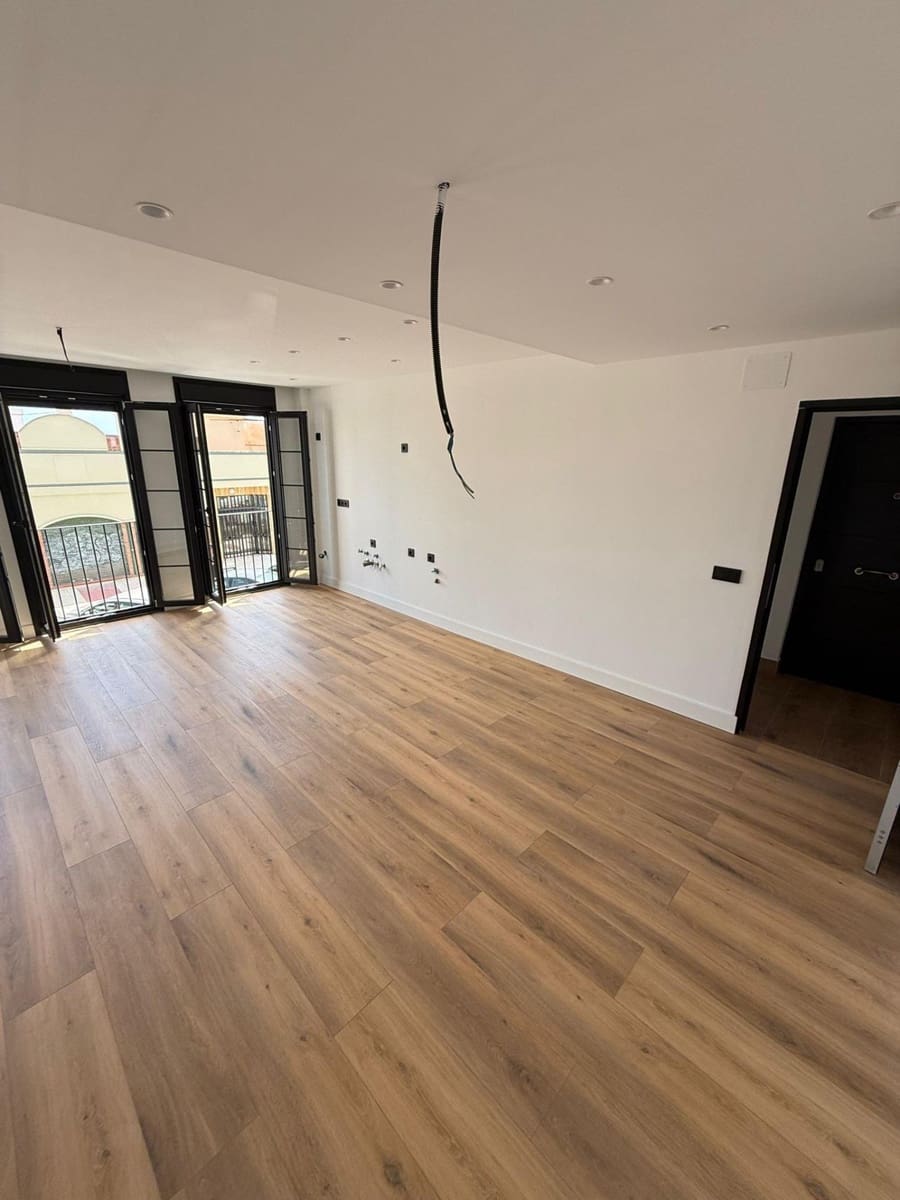 Studio till salu i Torremolinos - 199 000 € (Ref: 9865345)
