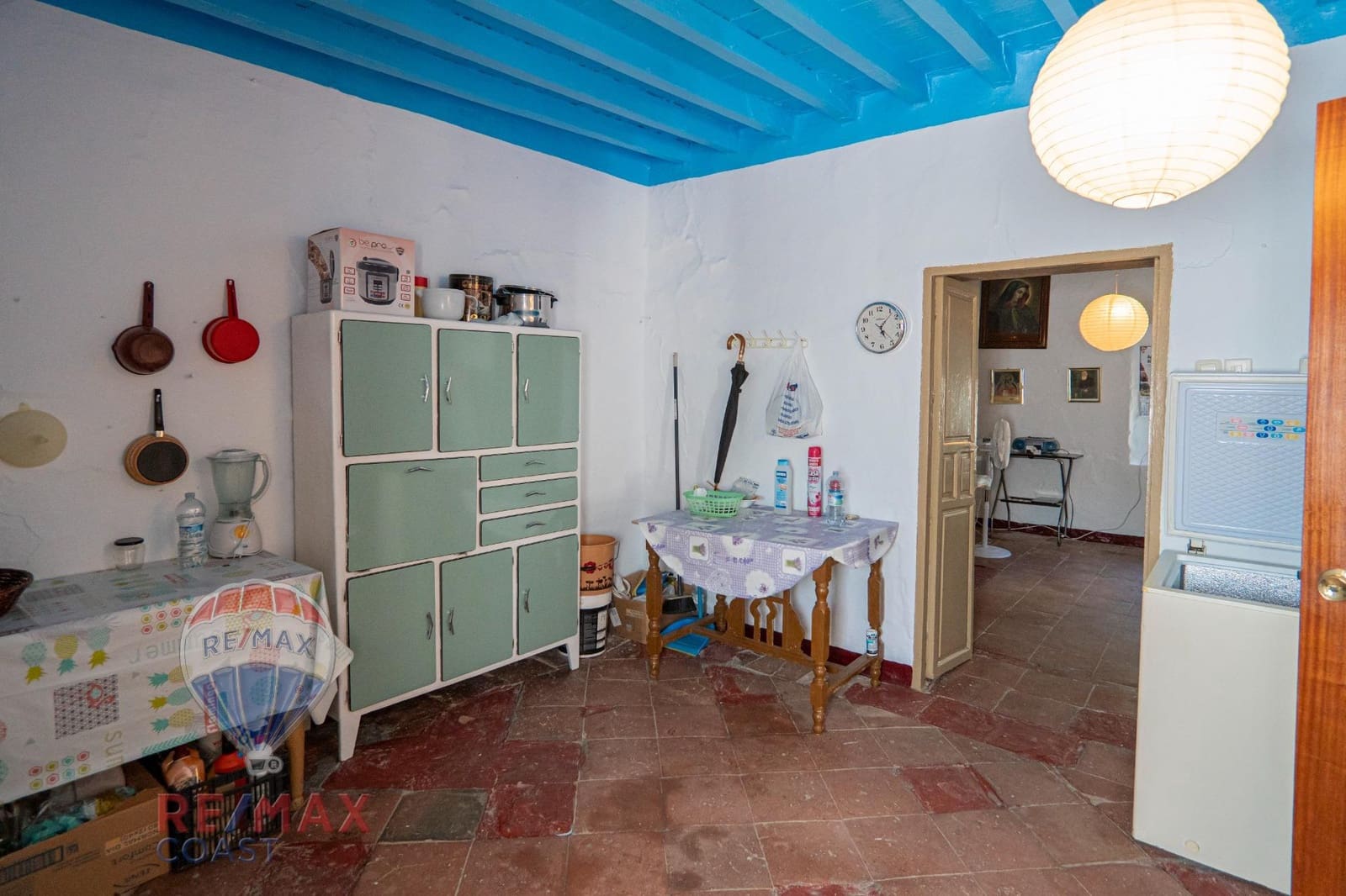 8 bedroom Finca/Country House for sale in Cajiz - € 295,000 (Ref: 9868714)