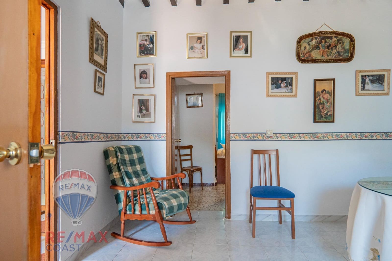 8 bedroom Finca/Country House for sale in Cajiz - € 295,000 (Ref: 9868714)