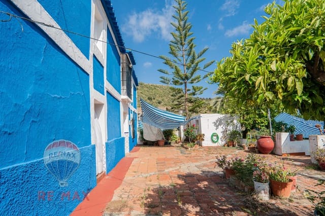 8 slaapkamer Finca/Landhuis te koop in Cajiz, Vélez-Málaga - € 295.000 (Ref: 9868714)