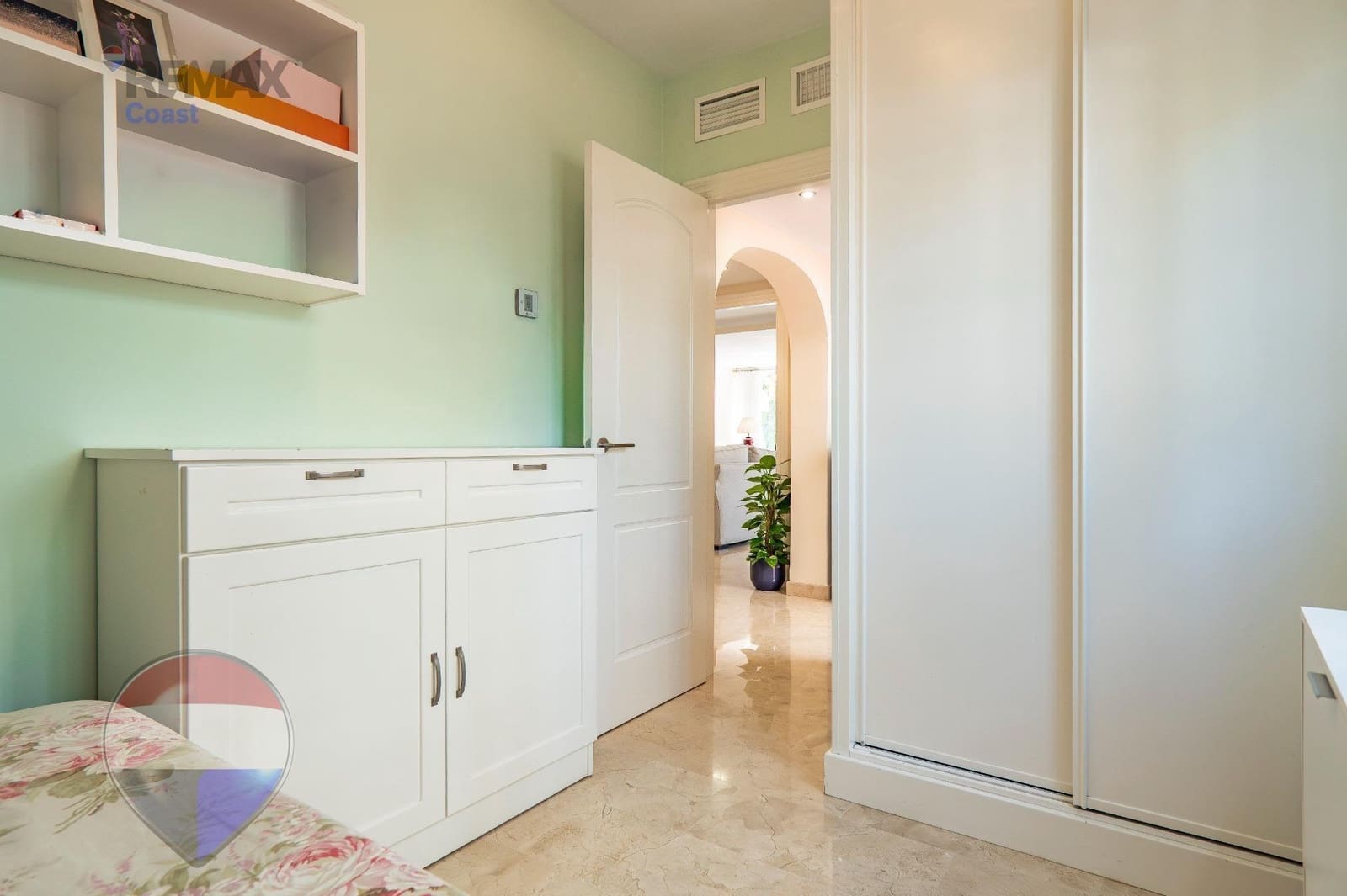 4 sypialnia Dom blizniak na sprzedaż w Torremolinos z garażem - 1 800 000 € (Ref: 9873669)