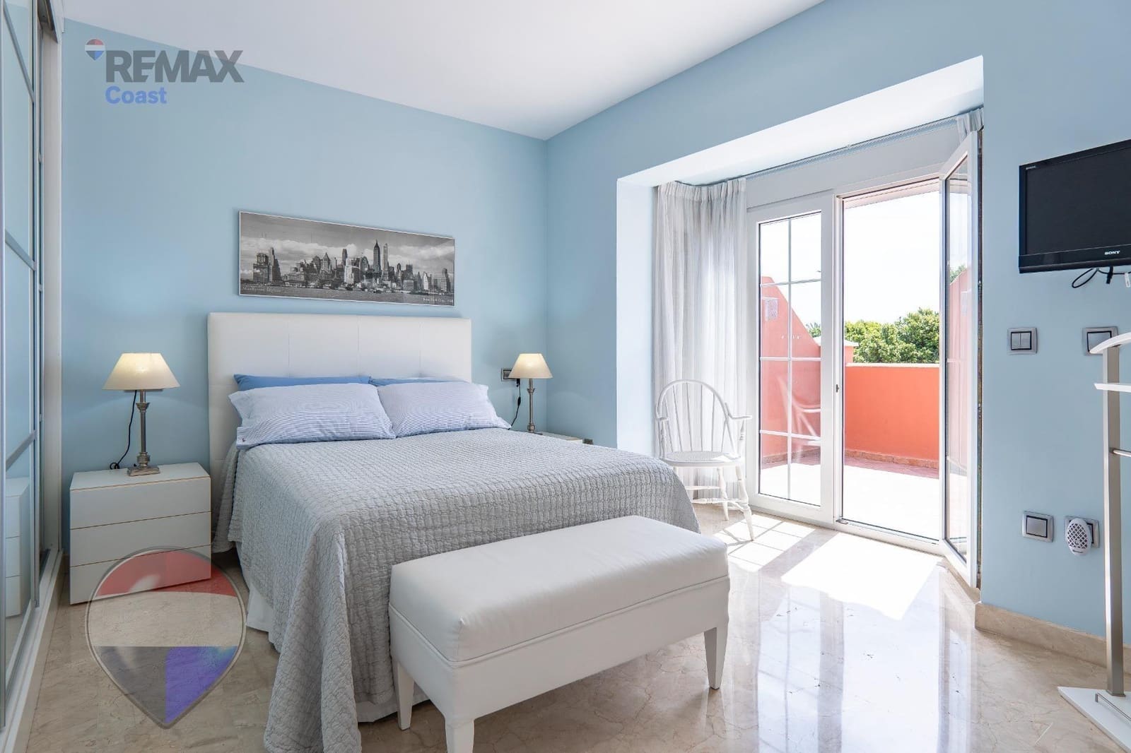4 sypialnia Dom blizniak na sprzedaż w Torremolinos z garażem - 1 800 000 € (Ref: 9873669)