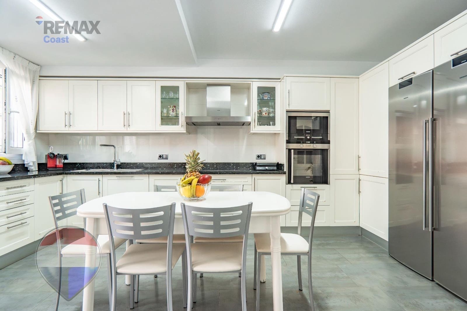4 sypialnia Dom blizniak na sprzedaż w Torremolinos z garażem - 1 800 000 € (Ref: 9873669)