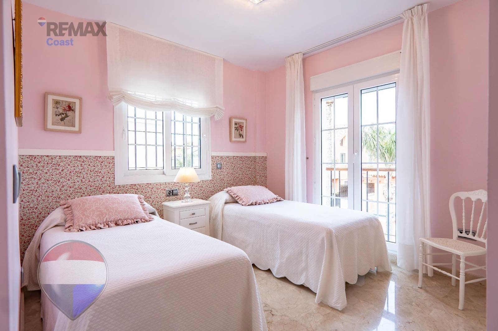 4 sypialnia Dom blizniak na sprzedaż w Torremolinos z garażem - 1 800 000 € (Ref: 9873669)