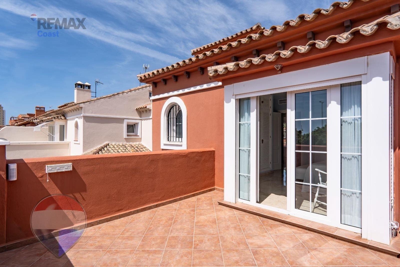 4 sypialnia Dom blizniak na sprzedaż w Torremolinos z garażem - 1 800 000 € (Ref: 9873669)