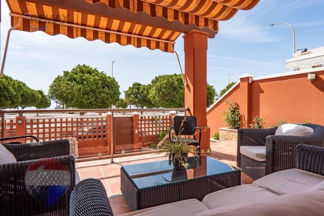 4 sypialnia Dom blizniak na sprzedaż w Torremolinos z garażem - 1 800 000 € (Ref: 9873669)