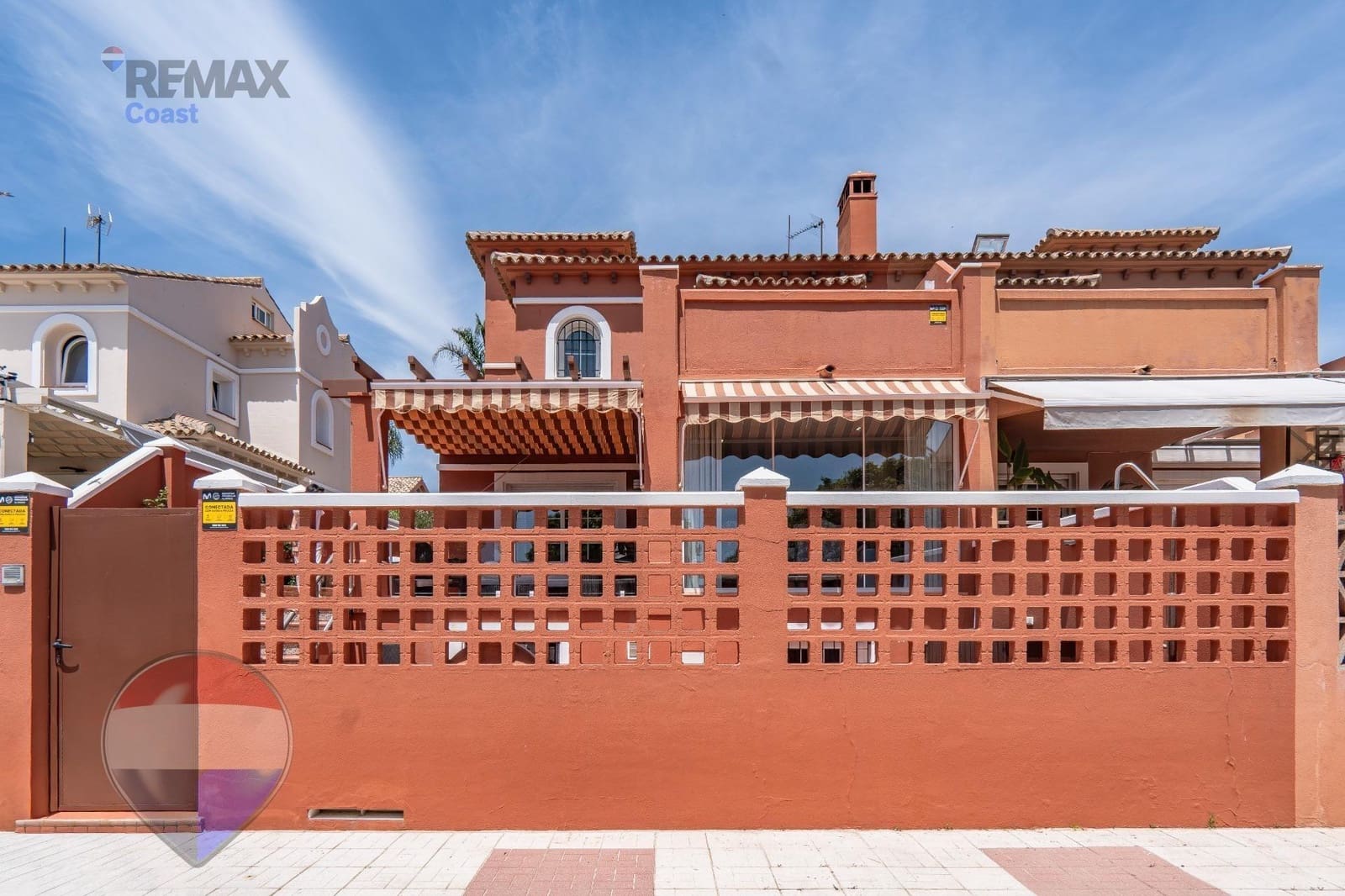 4 sypialnia Dom blizniak na sprzedaż w Torremolinos z garażem - 1 800 000 € (Ref: 9873669)