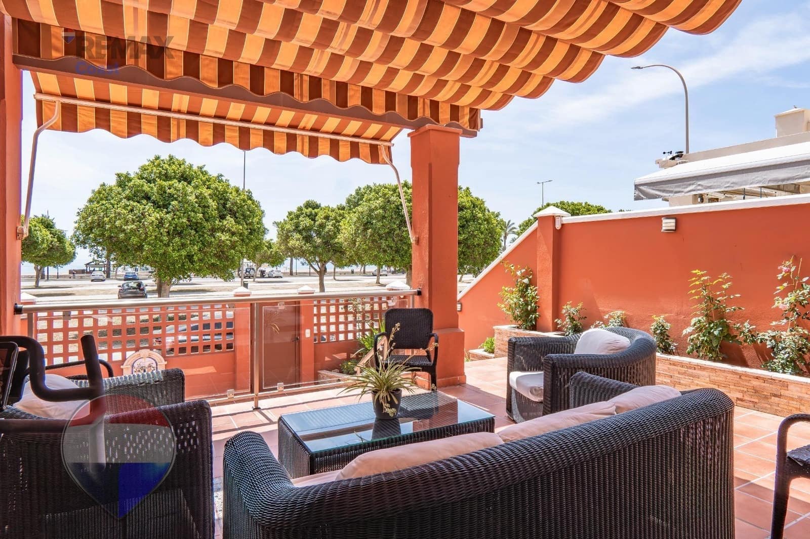 4 sypialnia Dom blizniak na sprzedaż w Torremolinos z garażem - 1 800 000 € (Ref: 9873669)