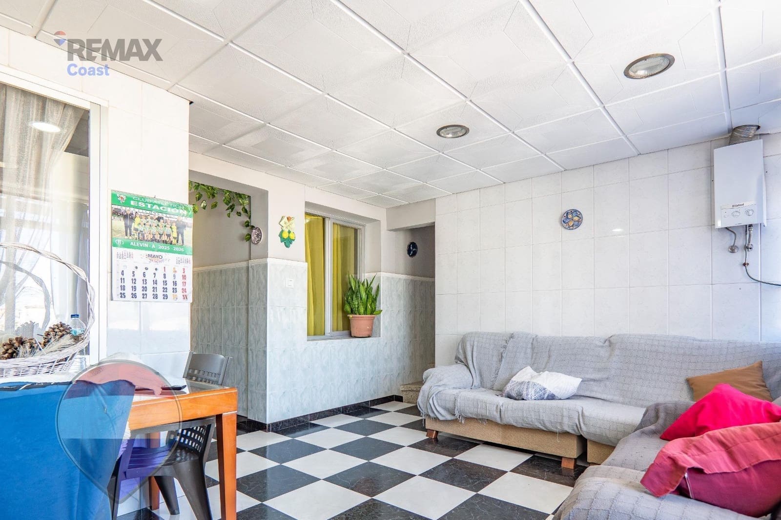 8 soveværelse Byhus til salg i Malaga by - € 415.000 (Ref: 9882038)
