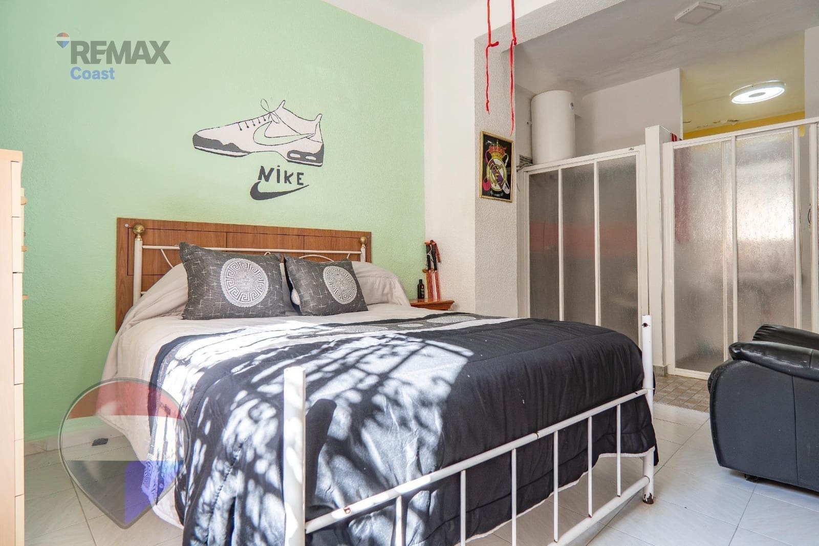 8 soveværelse Byhus til salg i Malaga by - € 415.000 (Ref: 9882038)