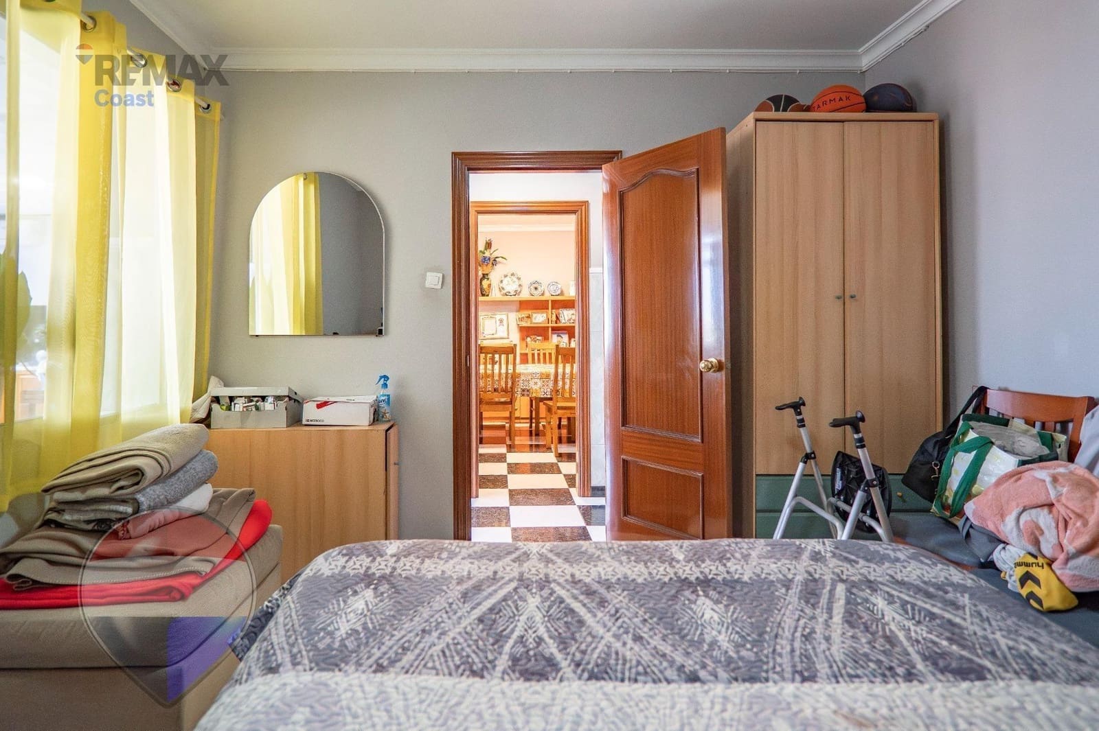 8 soveværelse Byhus til salg i Malaga by - € 415.000 (Ref: 9882038)