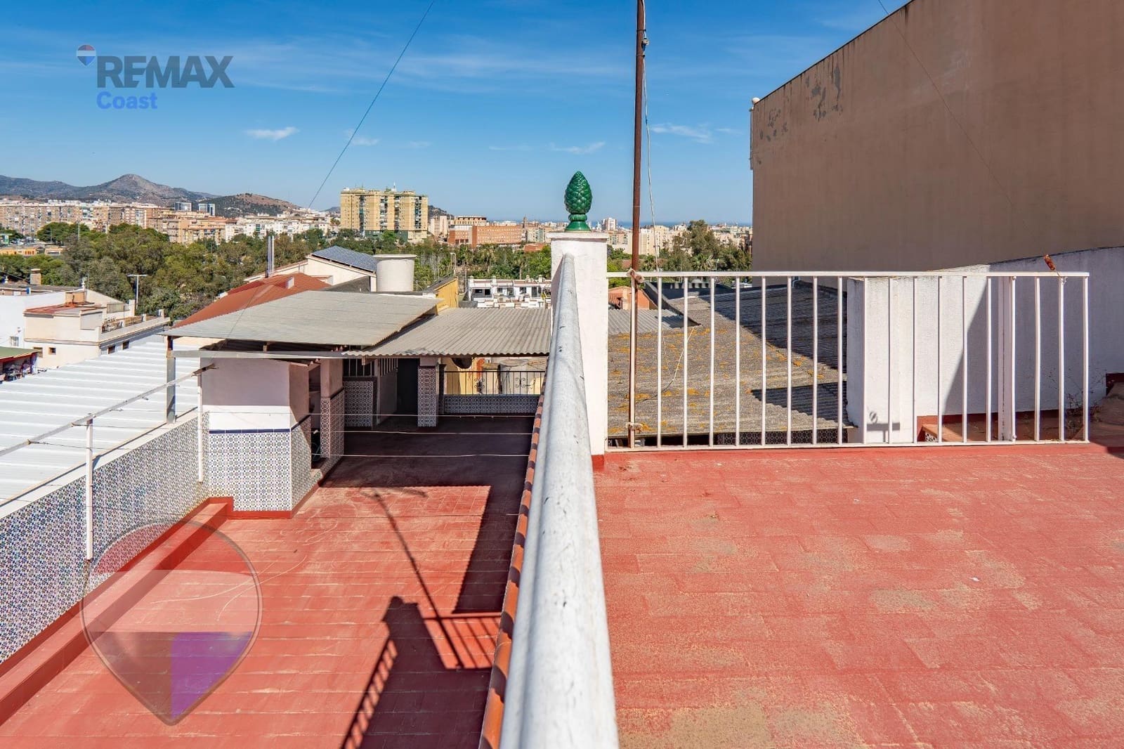 8 soveværelse Byhus til salg i Malaga by - € 415.000 (Ref: 9882038)