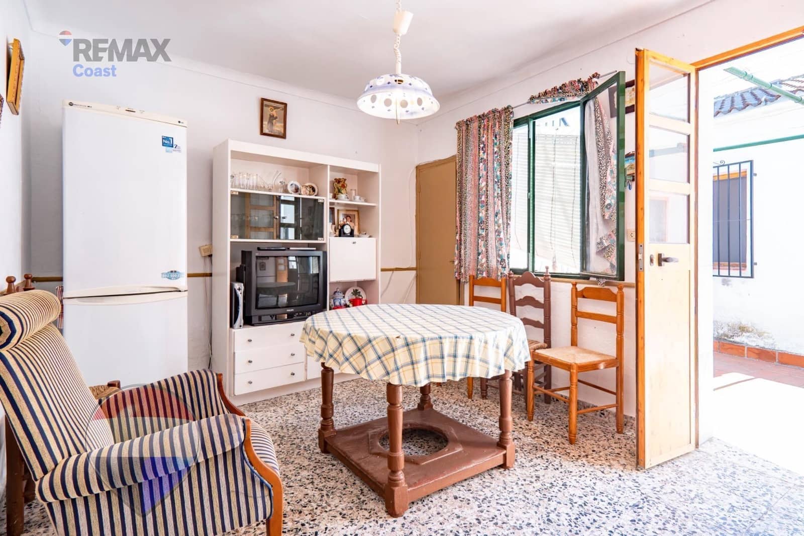 3 makuuhuone Omakotitalo myytävänä paikassa Periana - 145 000 € (Ref: 9882039)