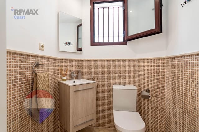 4 soverom Kjedet enebolig til salgs i Doña Julia Golf, Casares - € 425 000 (Ref: 9884944)