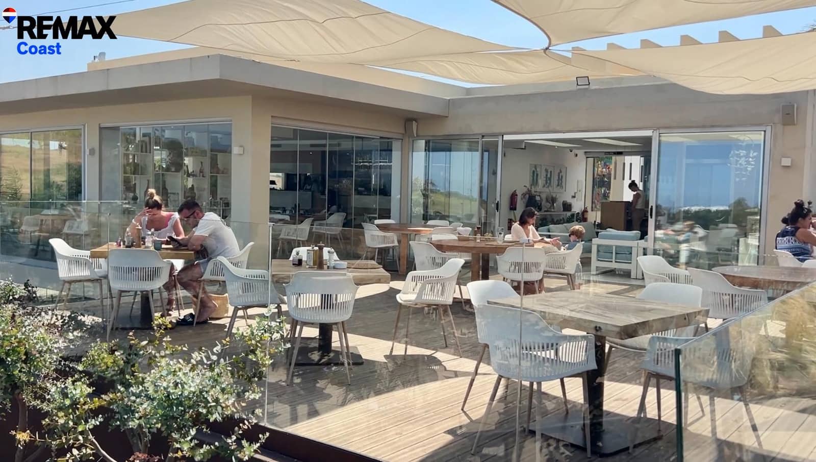 2 soverom Leilighet til salgs i Casares med svømmebasseng garasje - € 435 000 (Ref: 9892641)