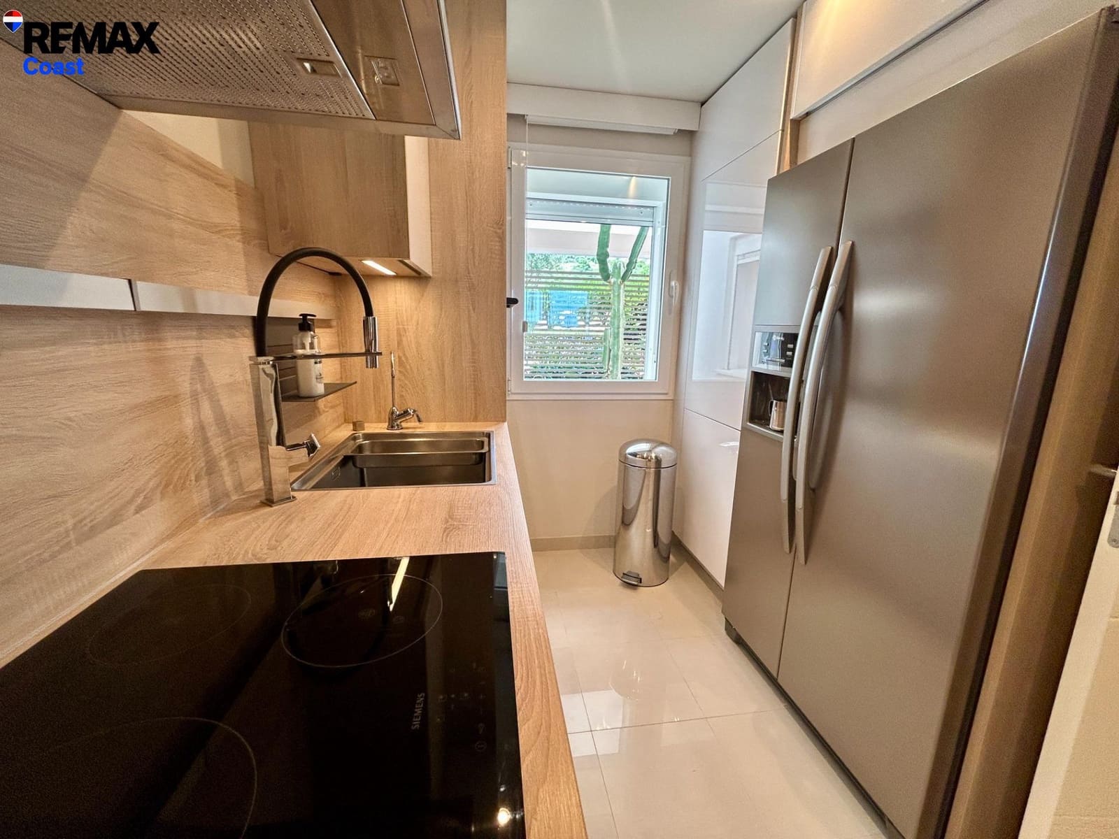 2 soverom Leilighet til salgs i Casares med svømmebasseng garasje - € 435 000 (Ref: 9892641)