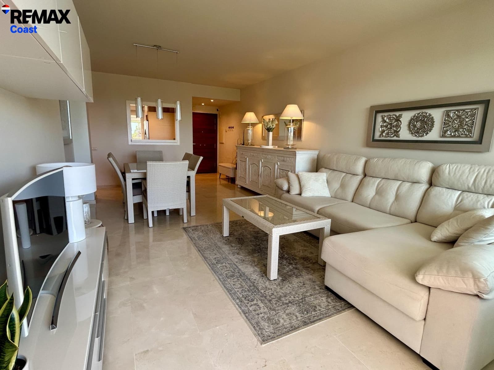 2 soverom Leilighet til salgs i Casares med svømmebasseng garasje - € 435 000 (Ref: 9892641)