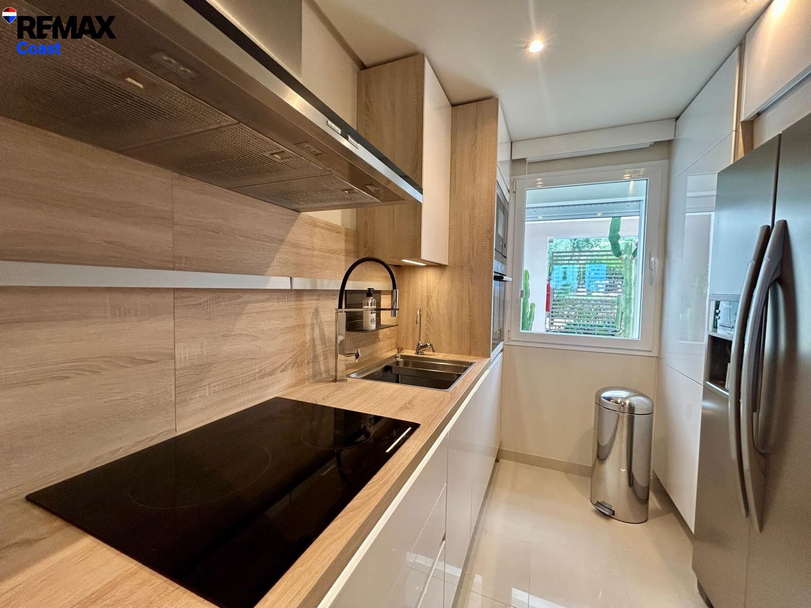 2 soverom Leilighet til salgs i Casares med svømmebasseng garasje - € 435 000 (Ref: 9892641)