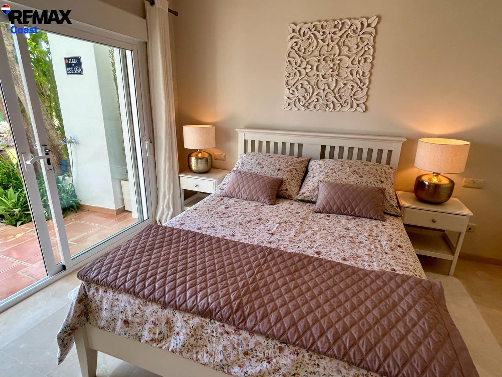 2 soverom Leilighet til salgs i Casares med svømmebasseng garasje - € 435 000 (Ref: 9892641)